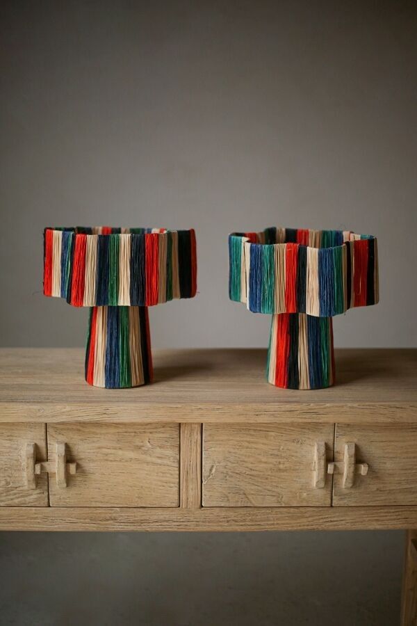 Lampe de table en raphia multicolore ILSM/0037 - Lampe artisanale de 30 cm