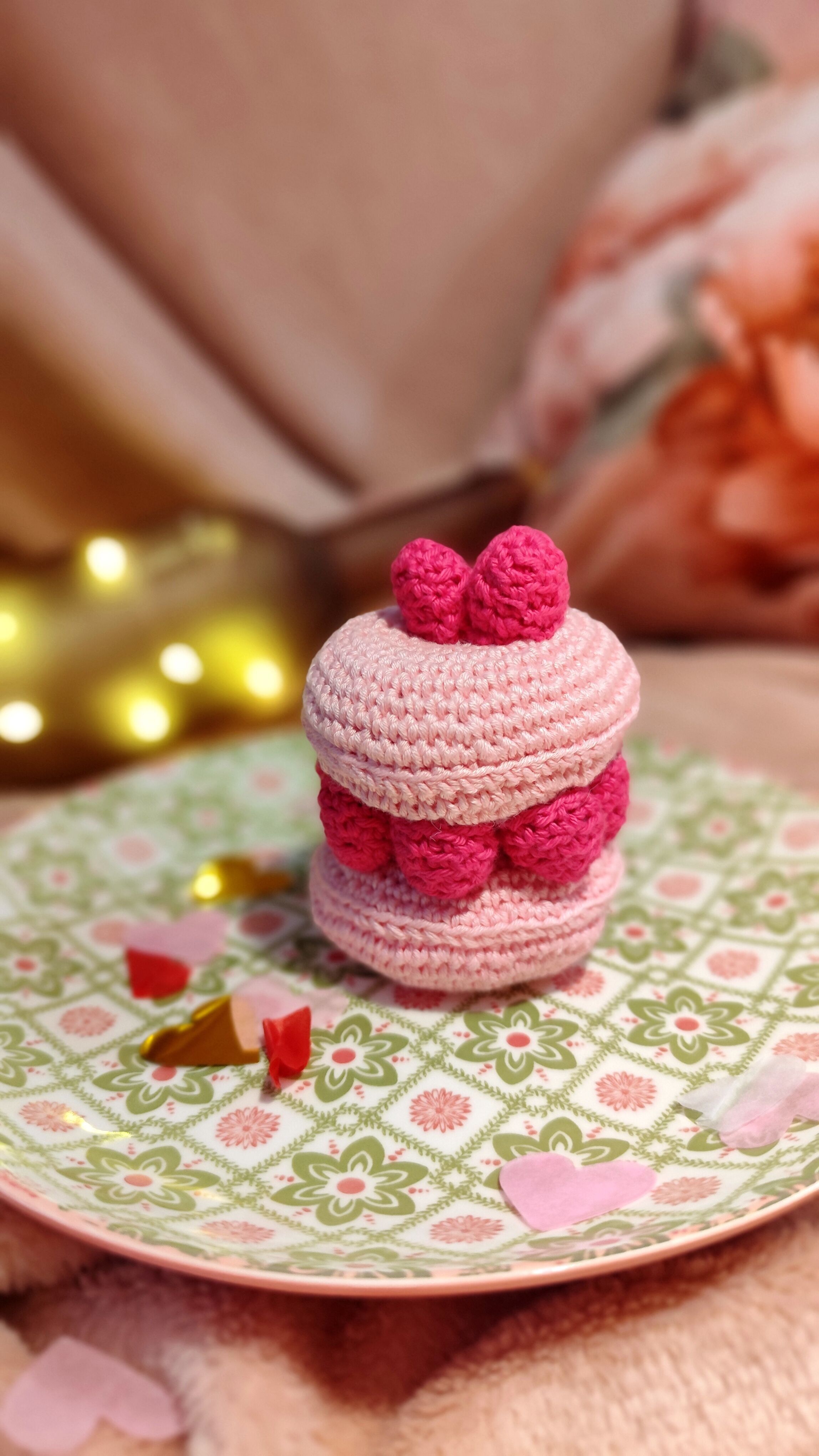 Macarrones de frutas - comida en miniatura