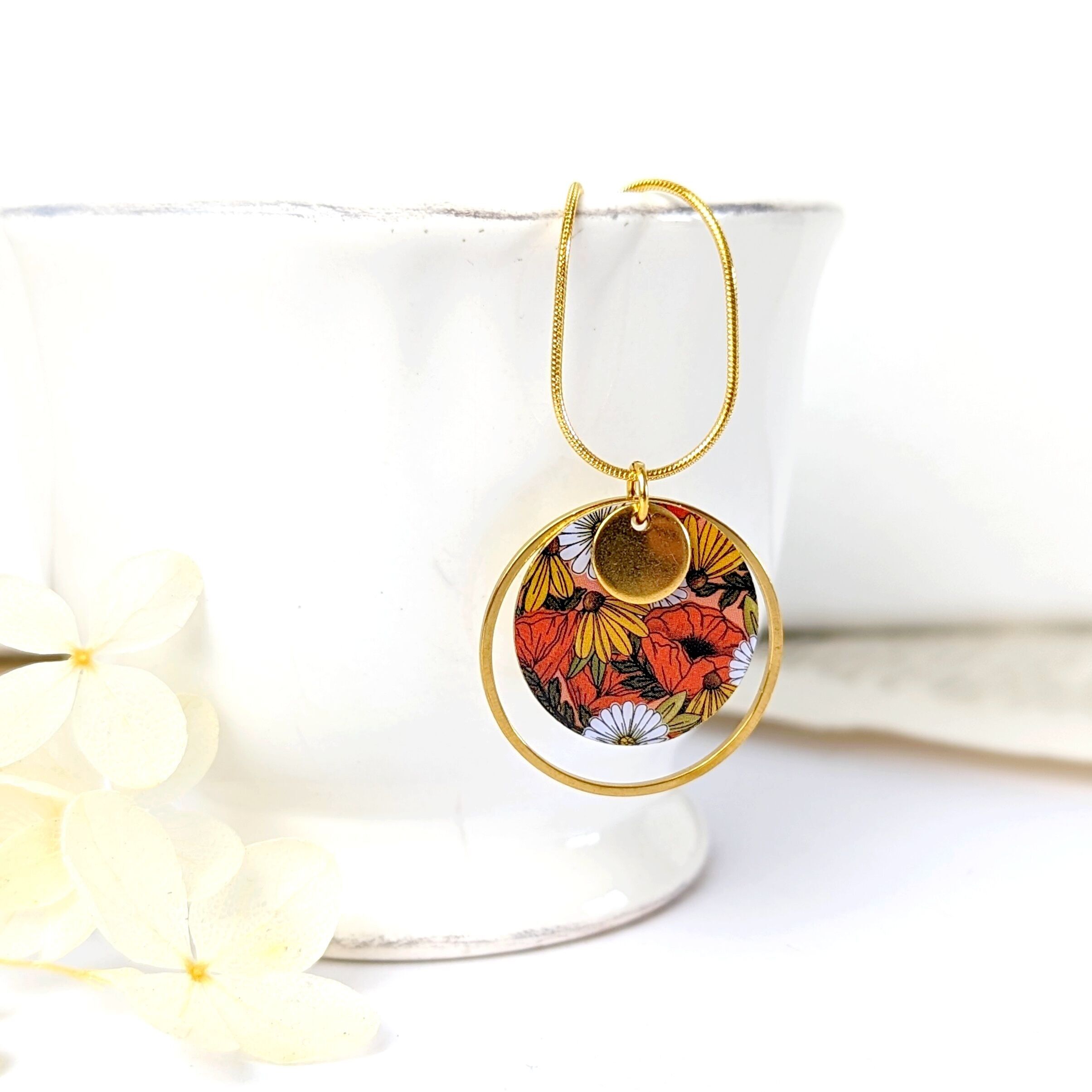 Autumn Flowers Resin and Gold-Plated Brass Pendant Necklace for Women