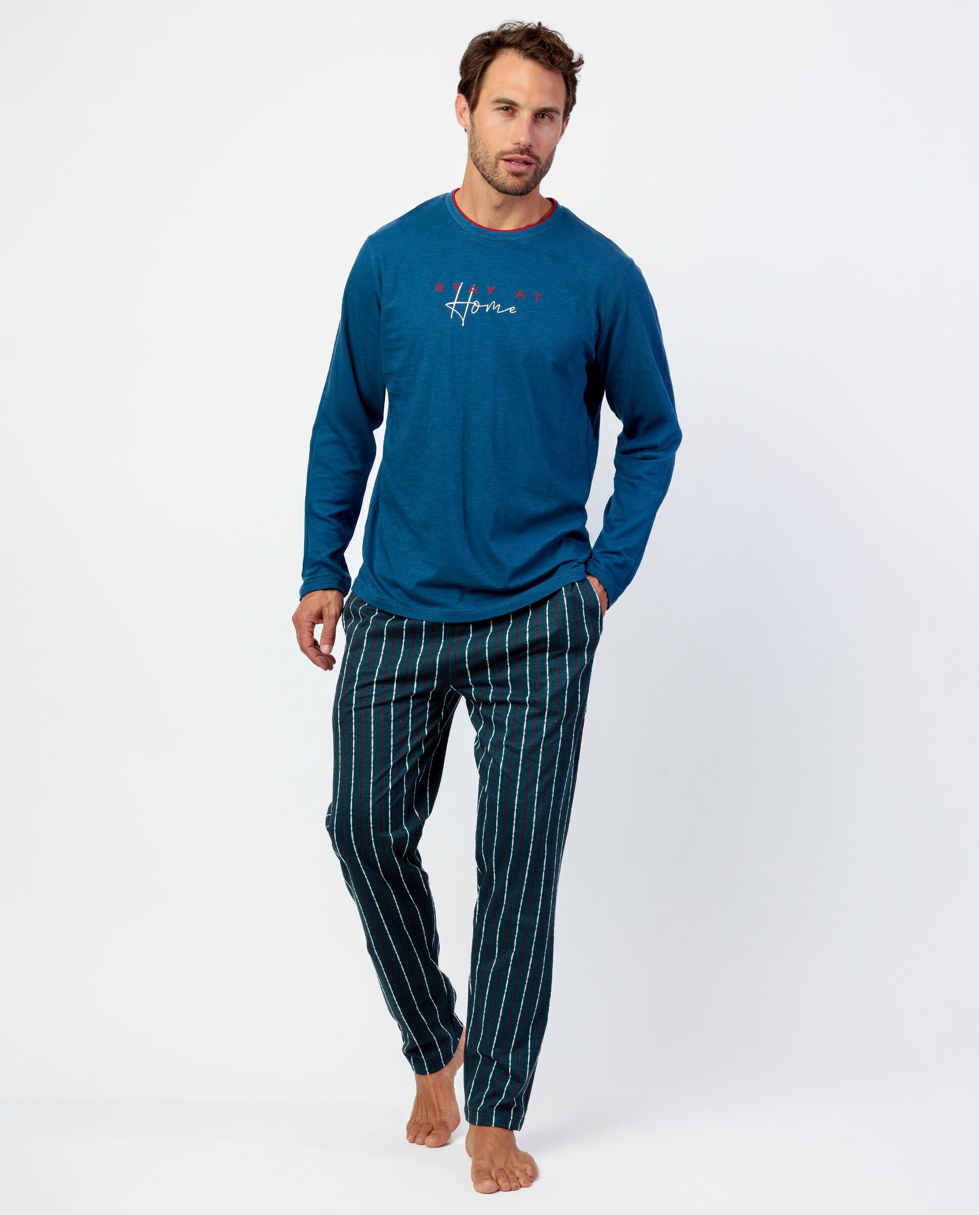 Pyjama à manches longues pour homme « RESTEZ CHEZ VOUS »