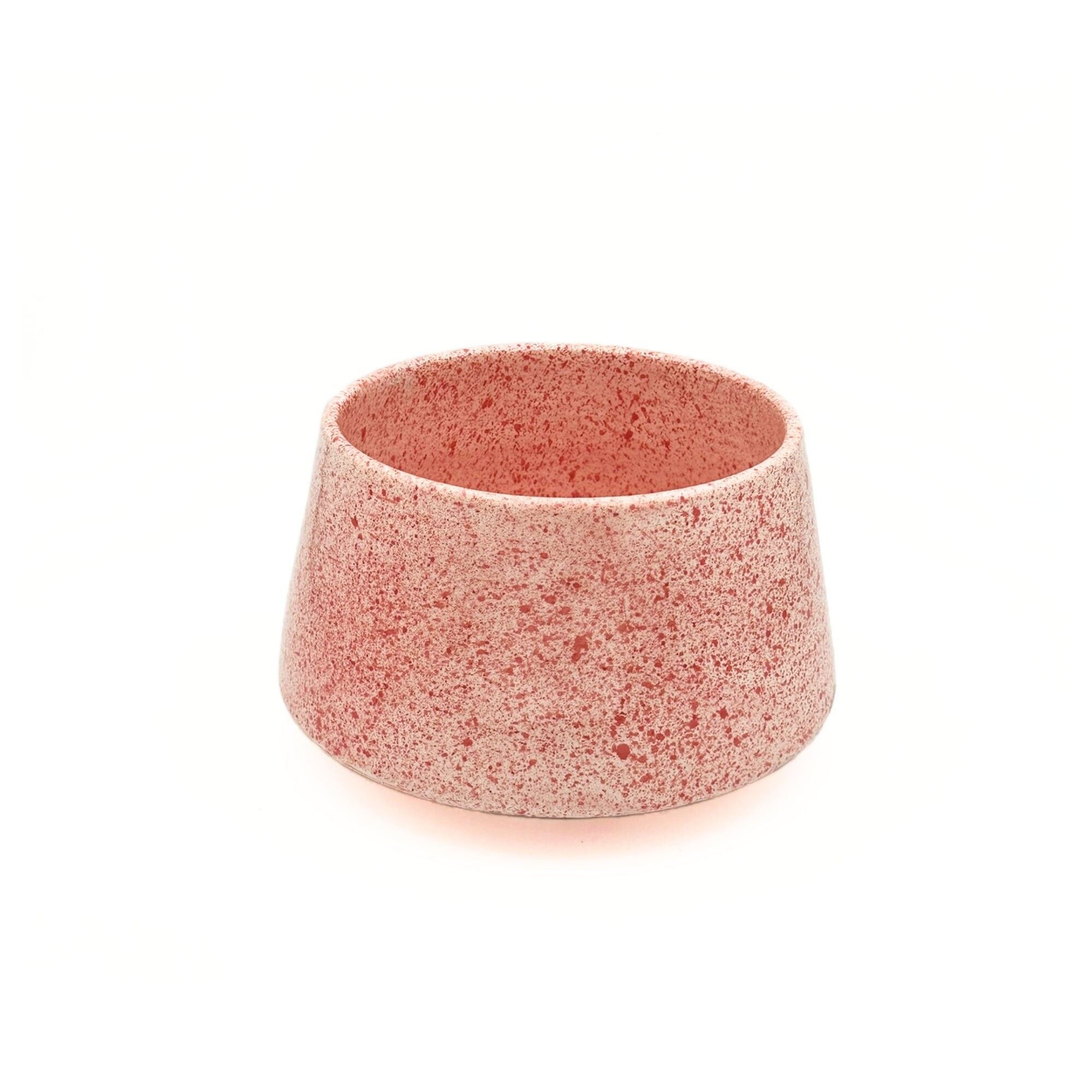 Trapezoidal pink salad bowl with red spots (Ø20cm, H12.5cm)