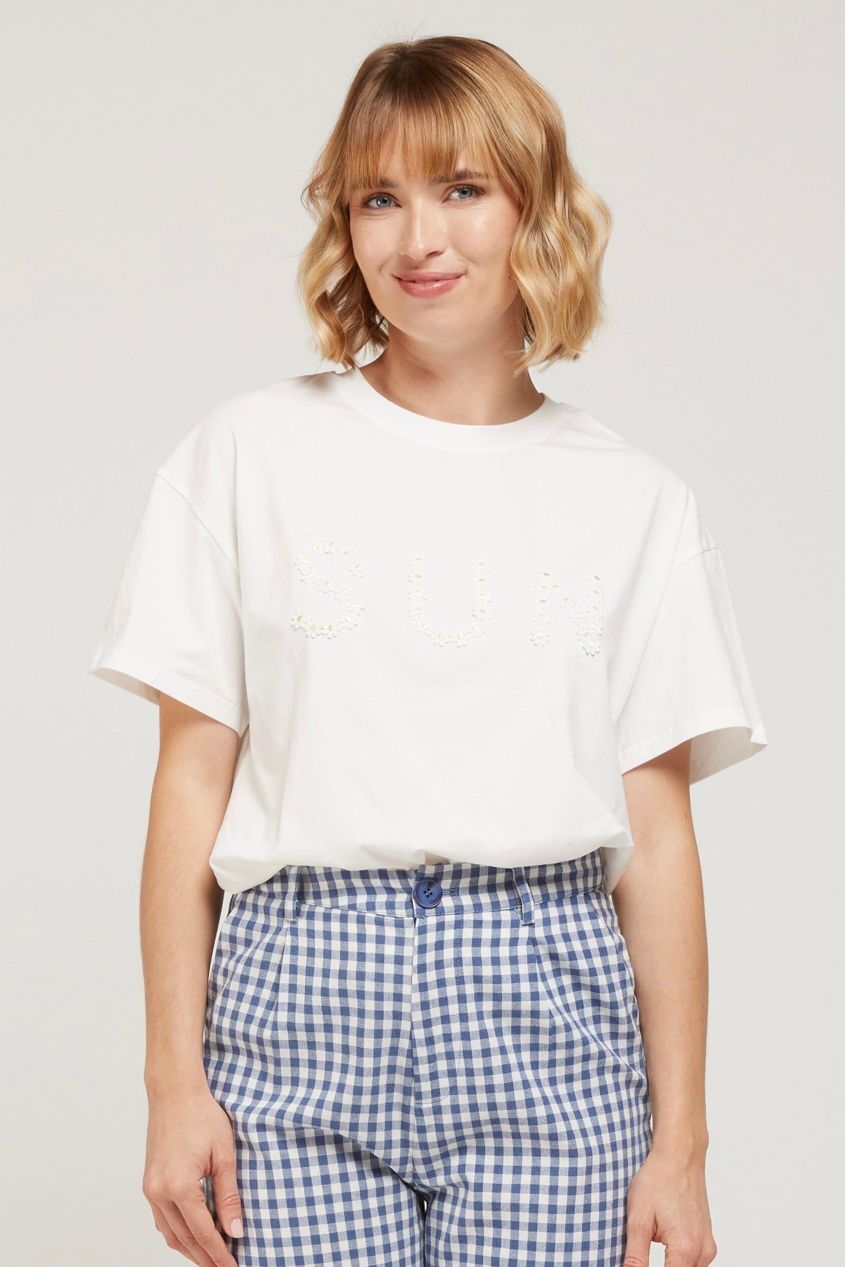 SUN - Camiseta con estampado de margaritas 100% algodón