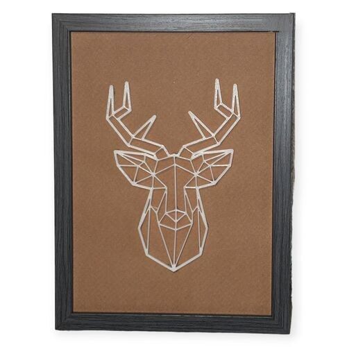 Cadre noir cerf blanc fond marron