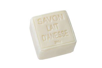 Savon cube au lait d'anesse 260g 2