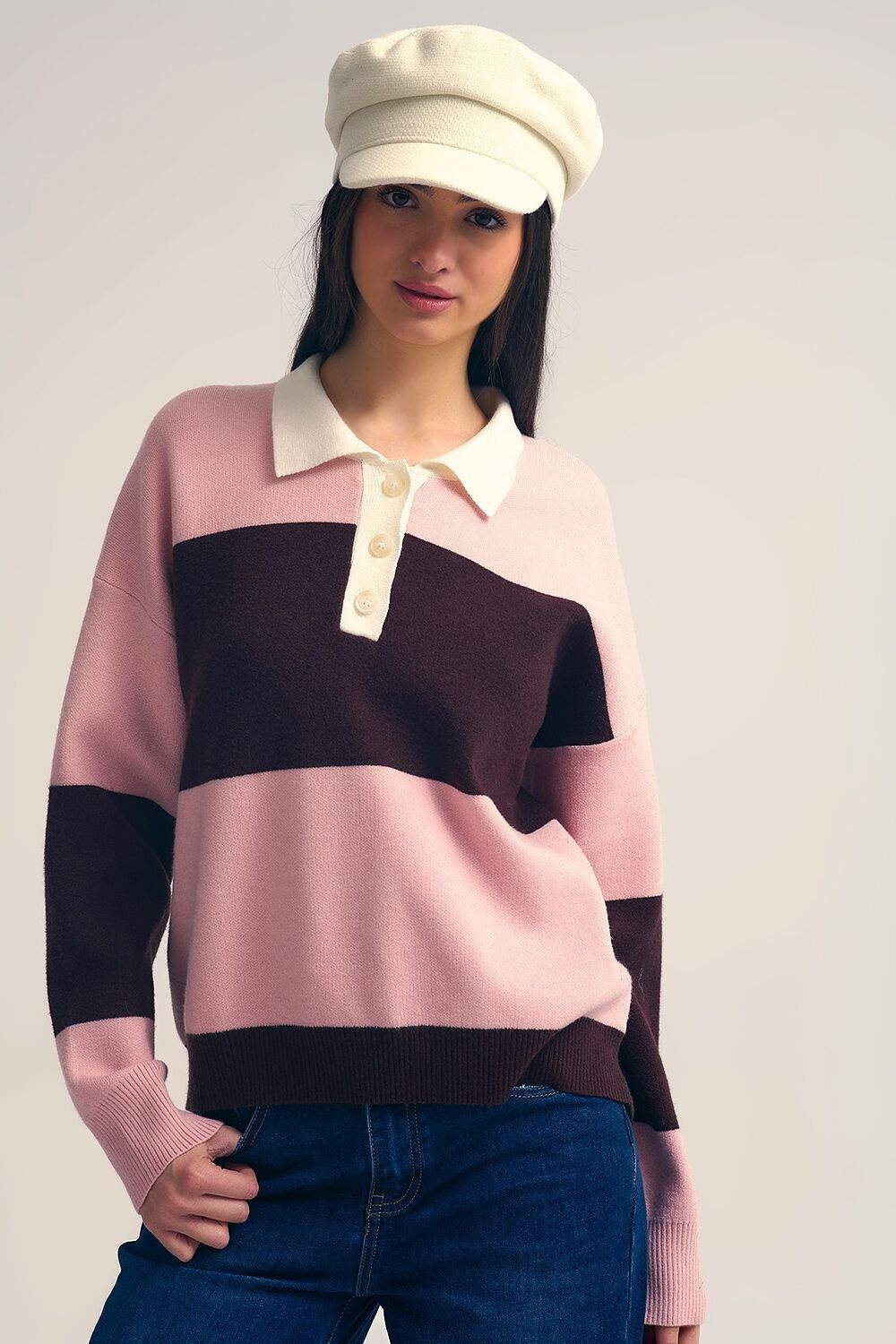 Rosa Strickpolopullover mit braunen Streifen