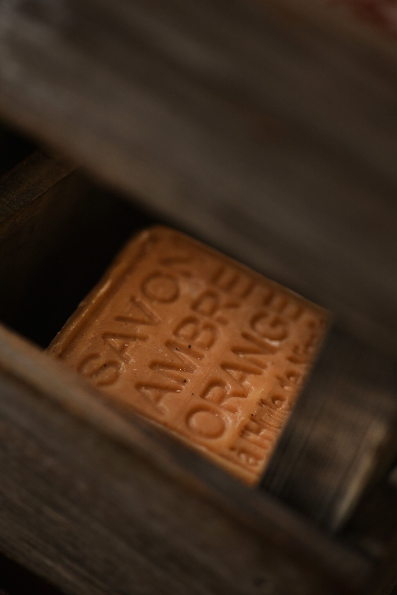 Bernstein- und Orangenwürfelseife mit Schwarzkümmelöl, 260 g