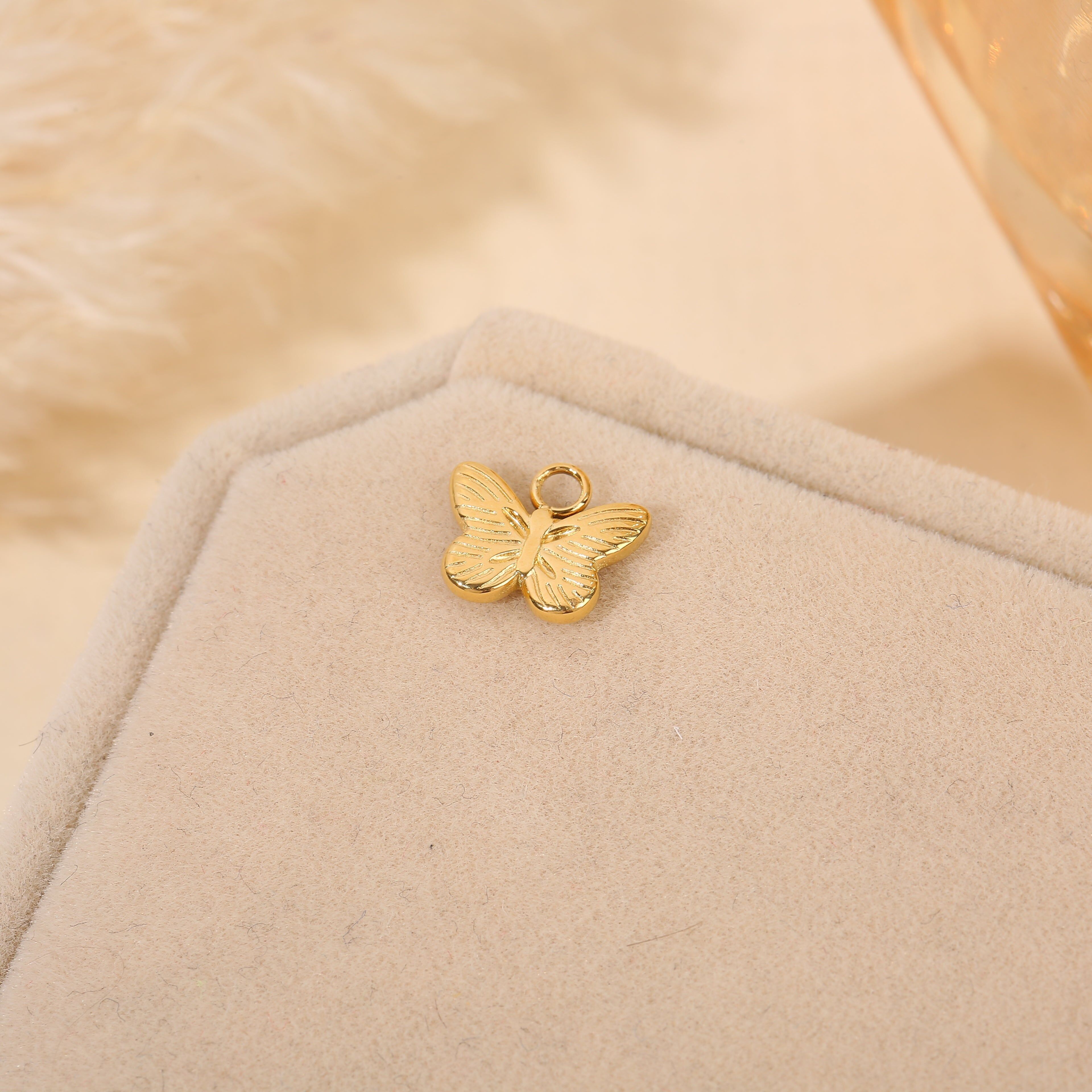 Set aus 3 vergoldeten, gestreiften Schmetterlingsanhängern