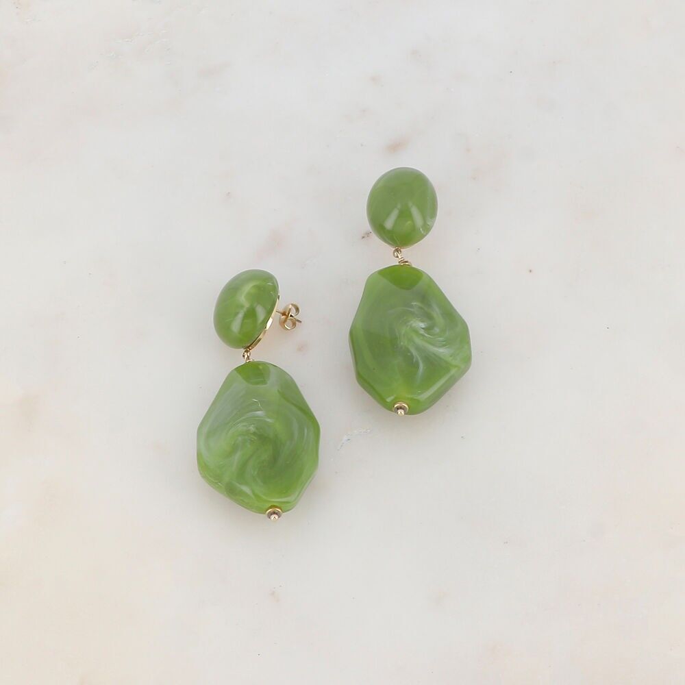 Orecchini a bottone in resina