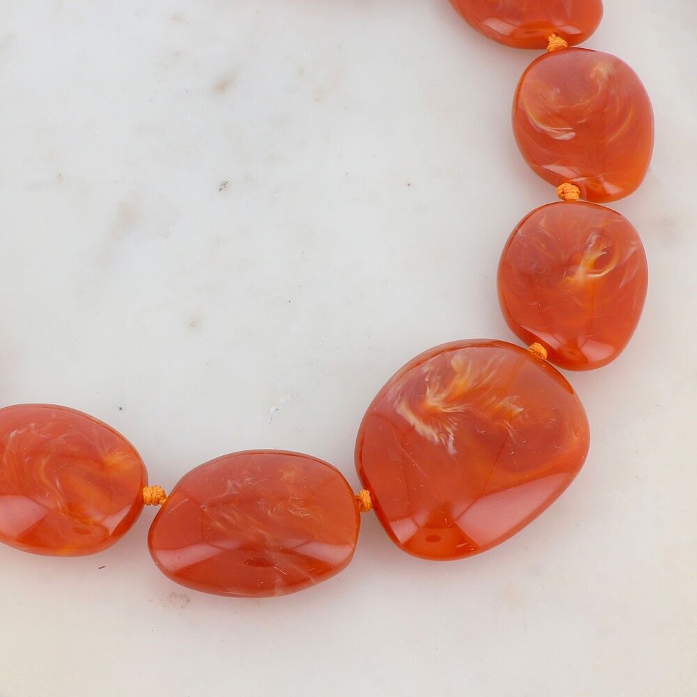 Cord necklace with resin beads