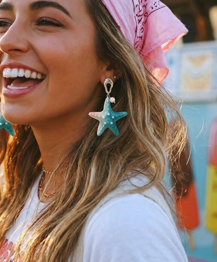 Boucles d'oreilles sirène ombrées en forme d'étoile de mer avec accents de perles