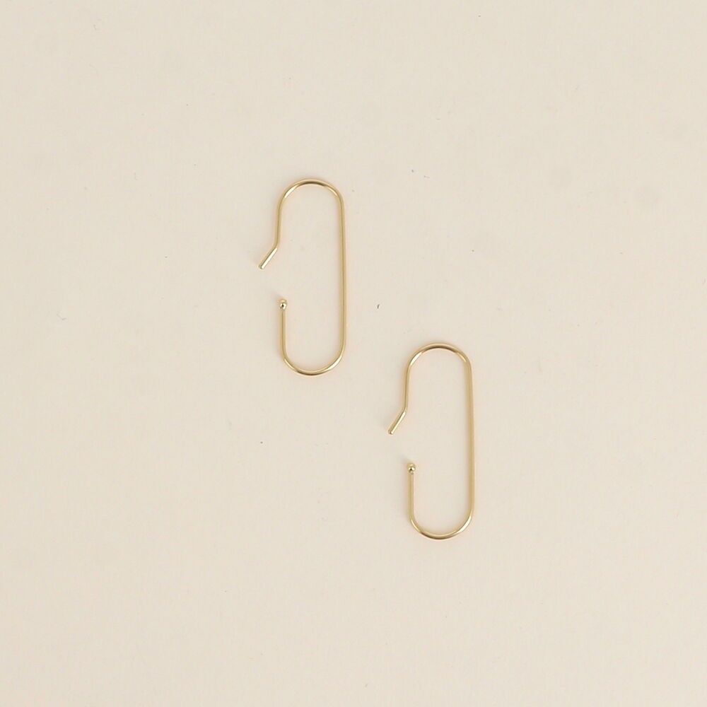 B. cornice.O con gancio