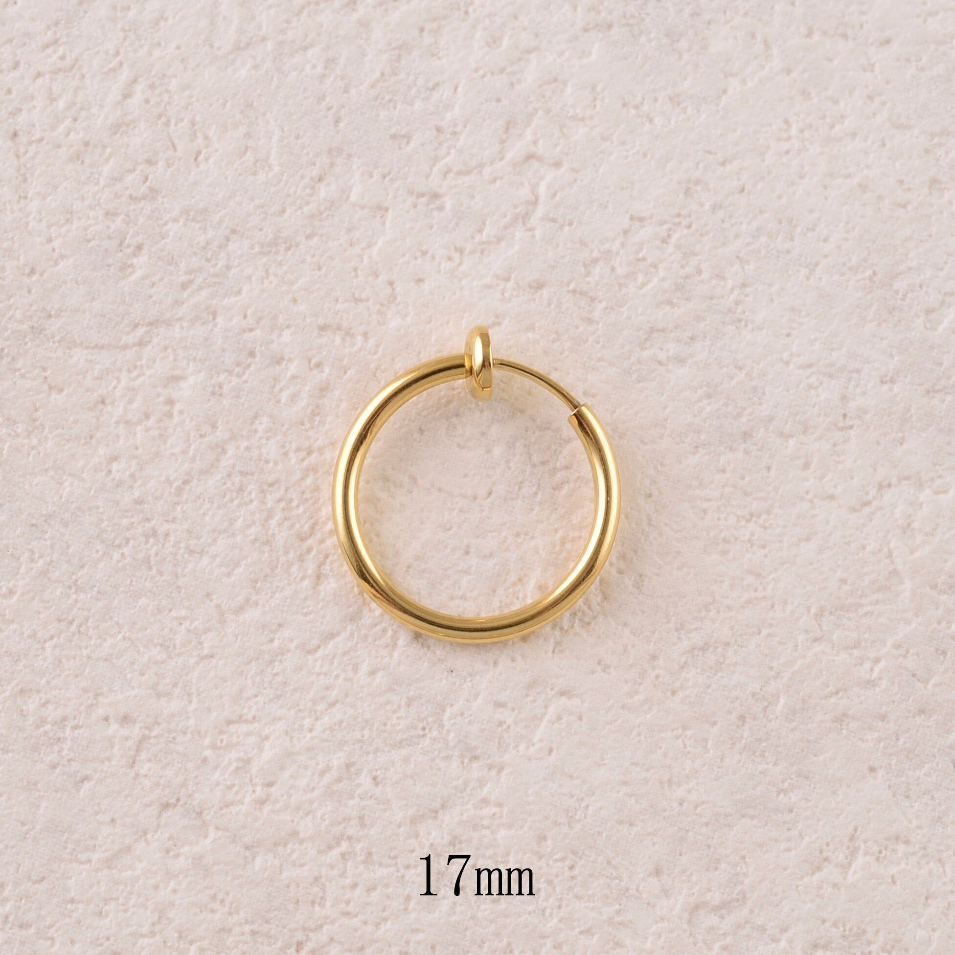 Mini orecchini a cerchio con clip 17 mm x 1,6