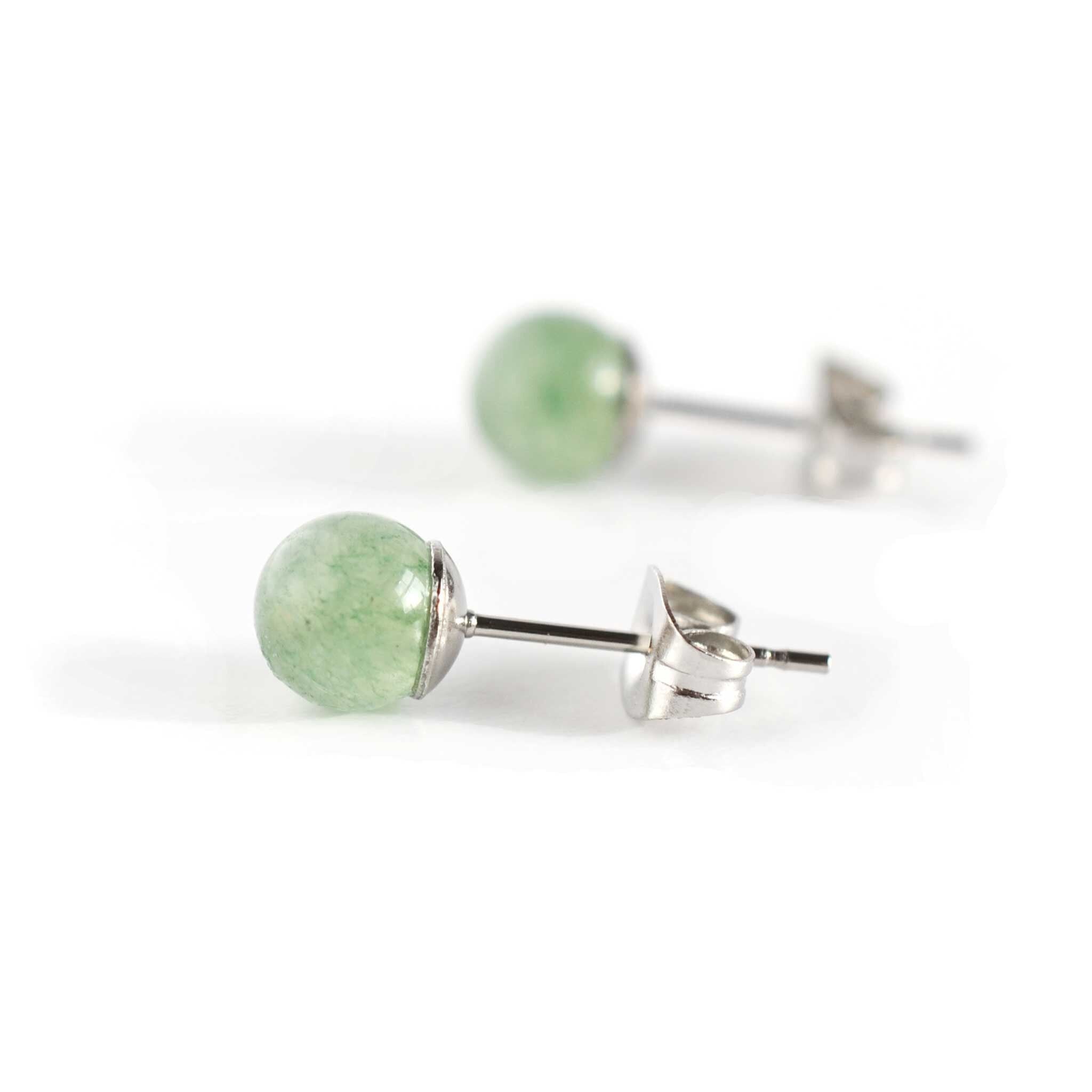 Boucles d'oreilles puces en aventurine verte de 6 mm, clous d'oreilles hypoallergéniques en acier chirurgical.