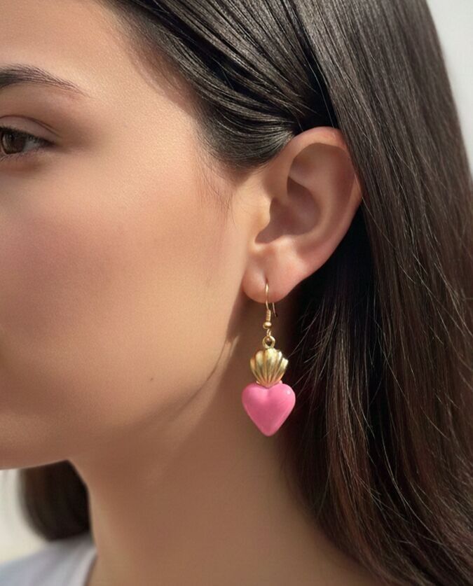 Rosa Herzohrringe