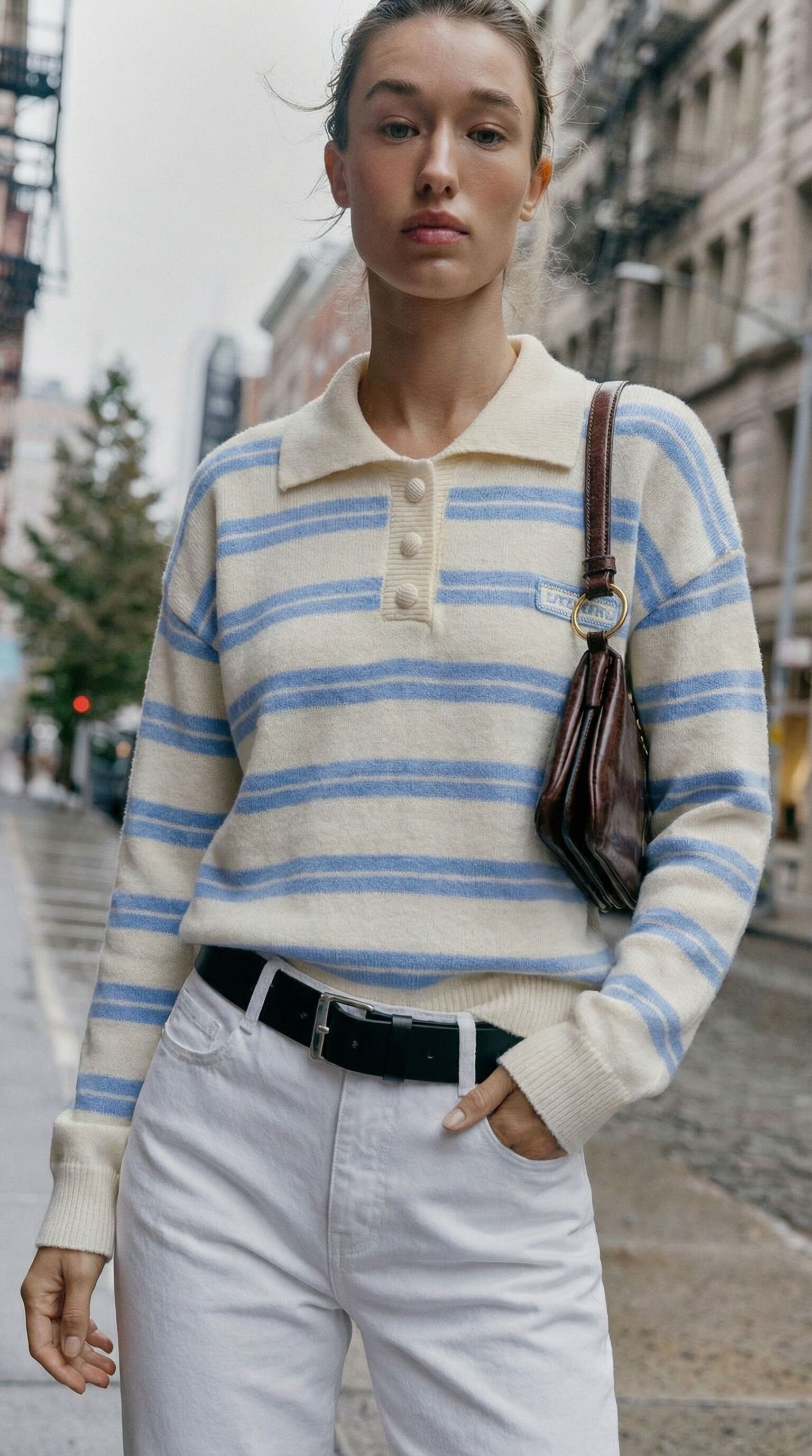 Gestreiftes Rugby-Poloshirt aus Strick mit LOVE-Aufnäher