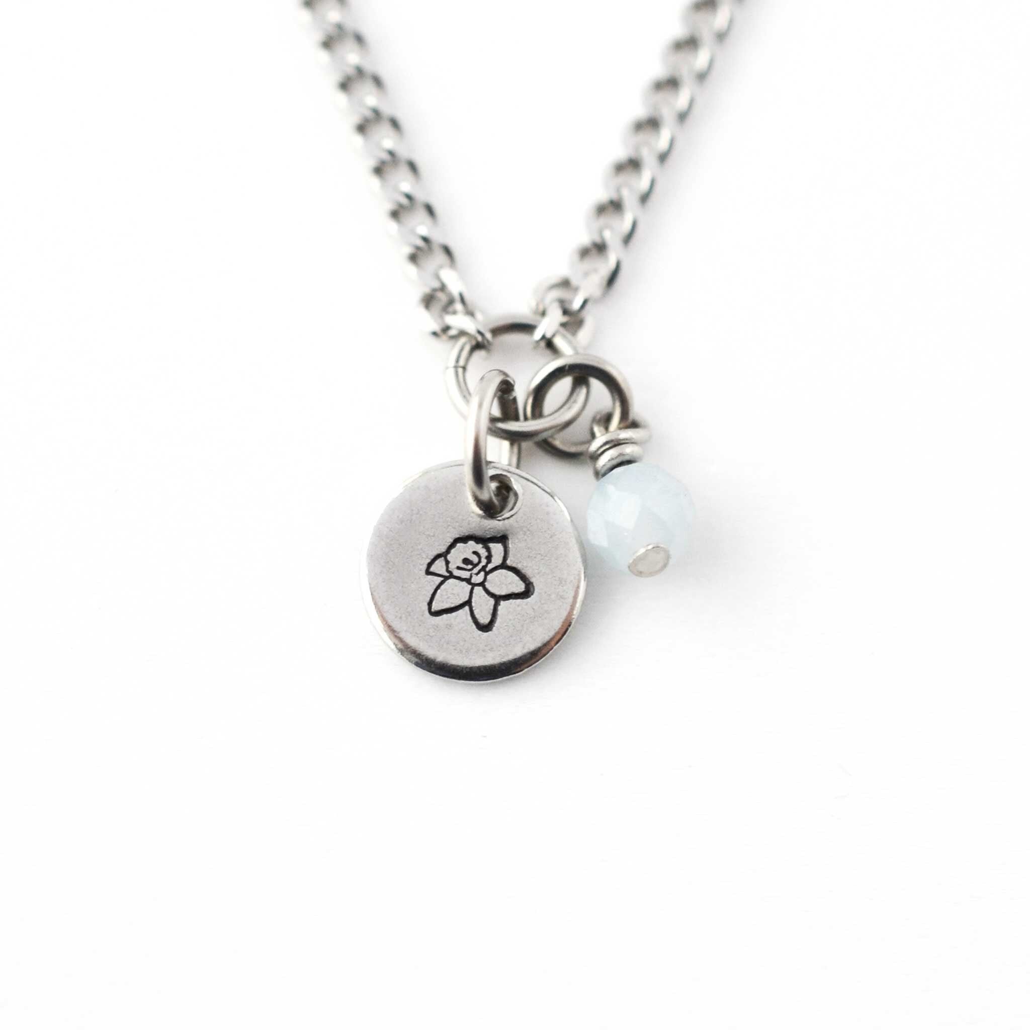 Collier de naissance de mars, jonquille et aigue-marine, bijou personnalisé fait main, fleur et pierre de naissance, bijou personnalisé