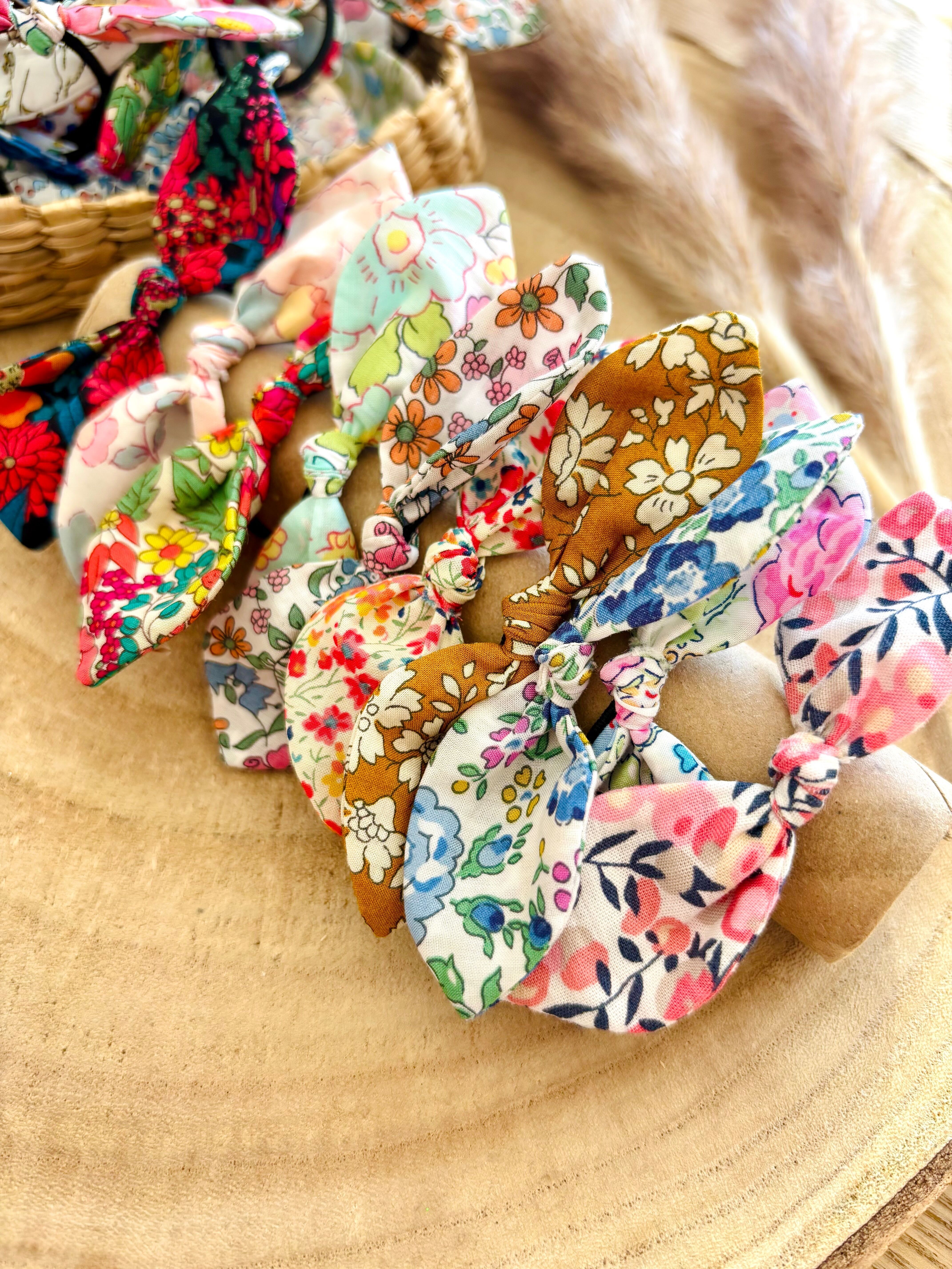 Hair accessories for babies and children - Set of 10 mini Liberty scrunchies 'Les Noués'