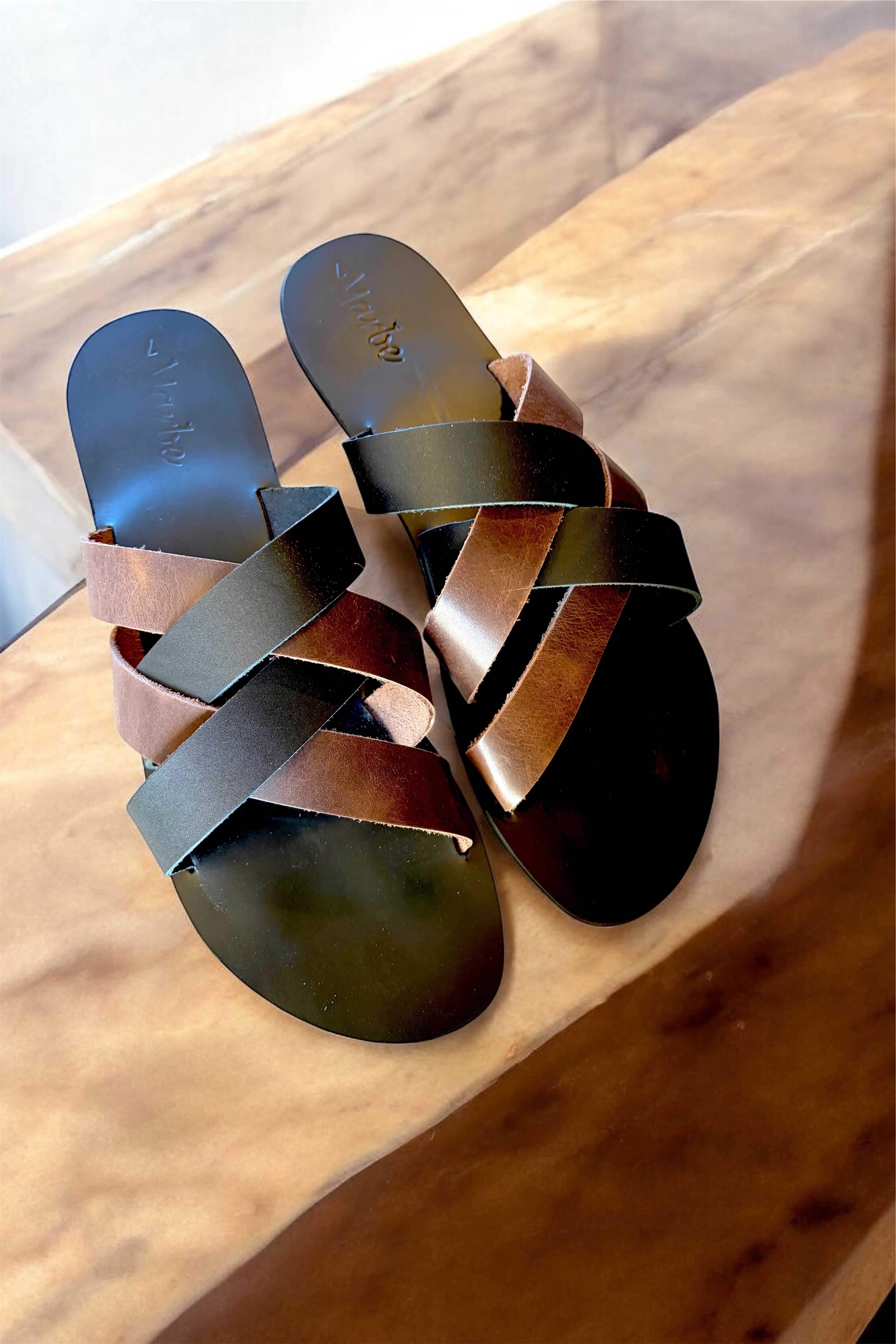 Sandali classici in pelle con punta aperta: Agathon