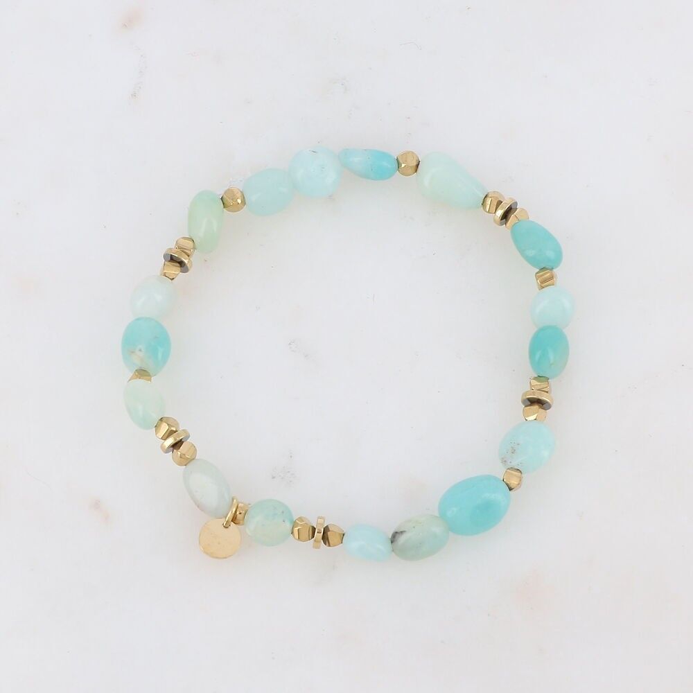 Elastic bracelet with natural stones