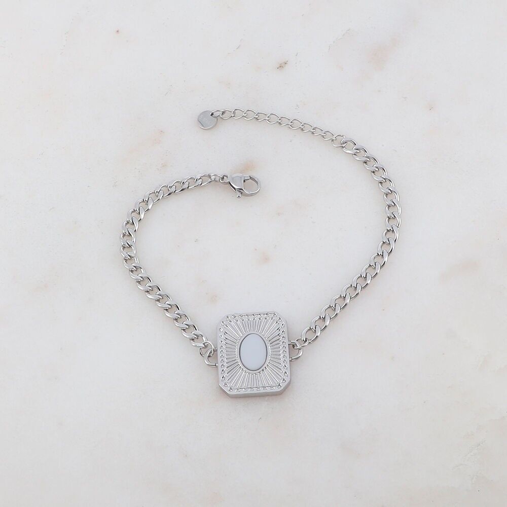 Bracelet en maille avec pièce rectangulaire et pierre naturelle