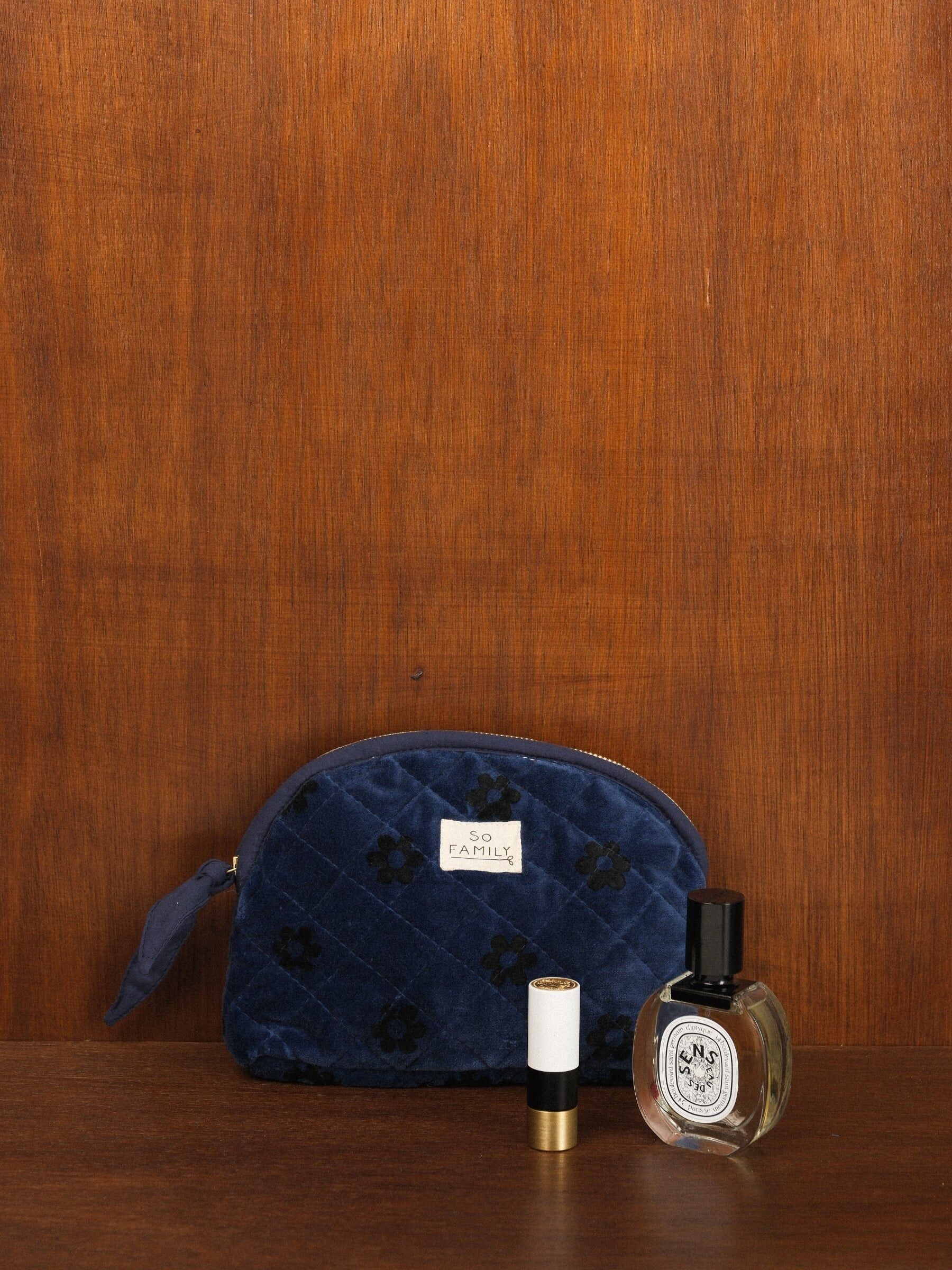 Bolsa de maquillaje de terciopelo floral