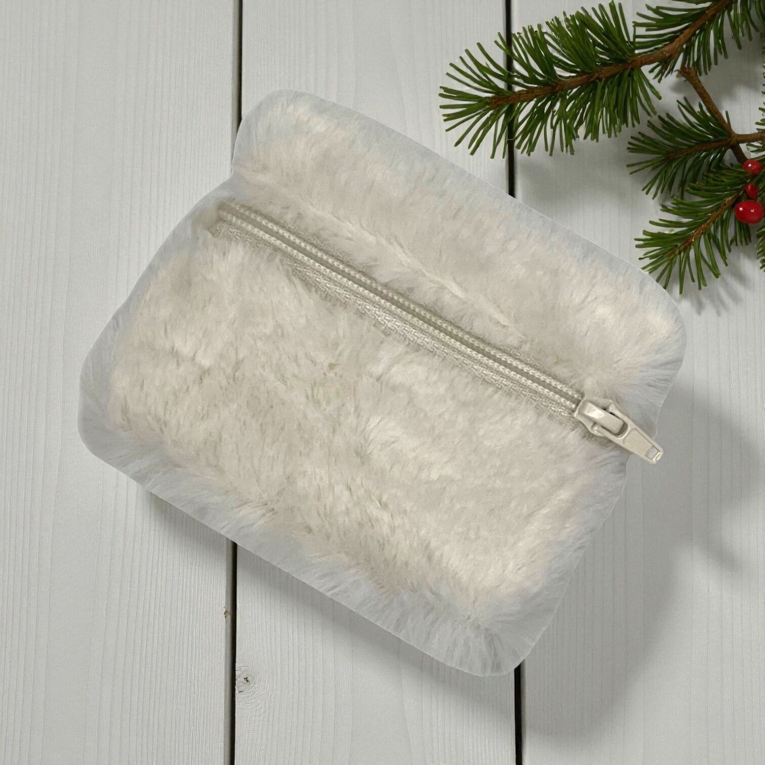 Clutch XS, weißes "Fell"