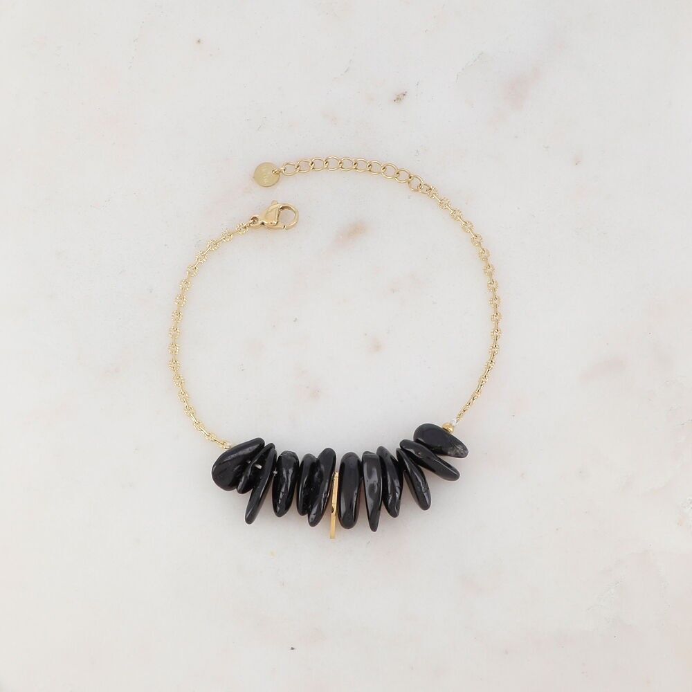 Bracelet with natural stone