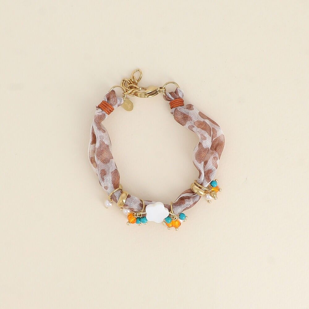 Armband – Stoff, Edelstahl- und Harzperlen, Perlmutt-Blumenanhänger