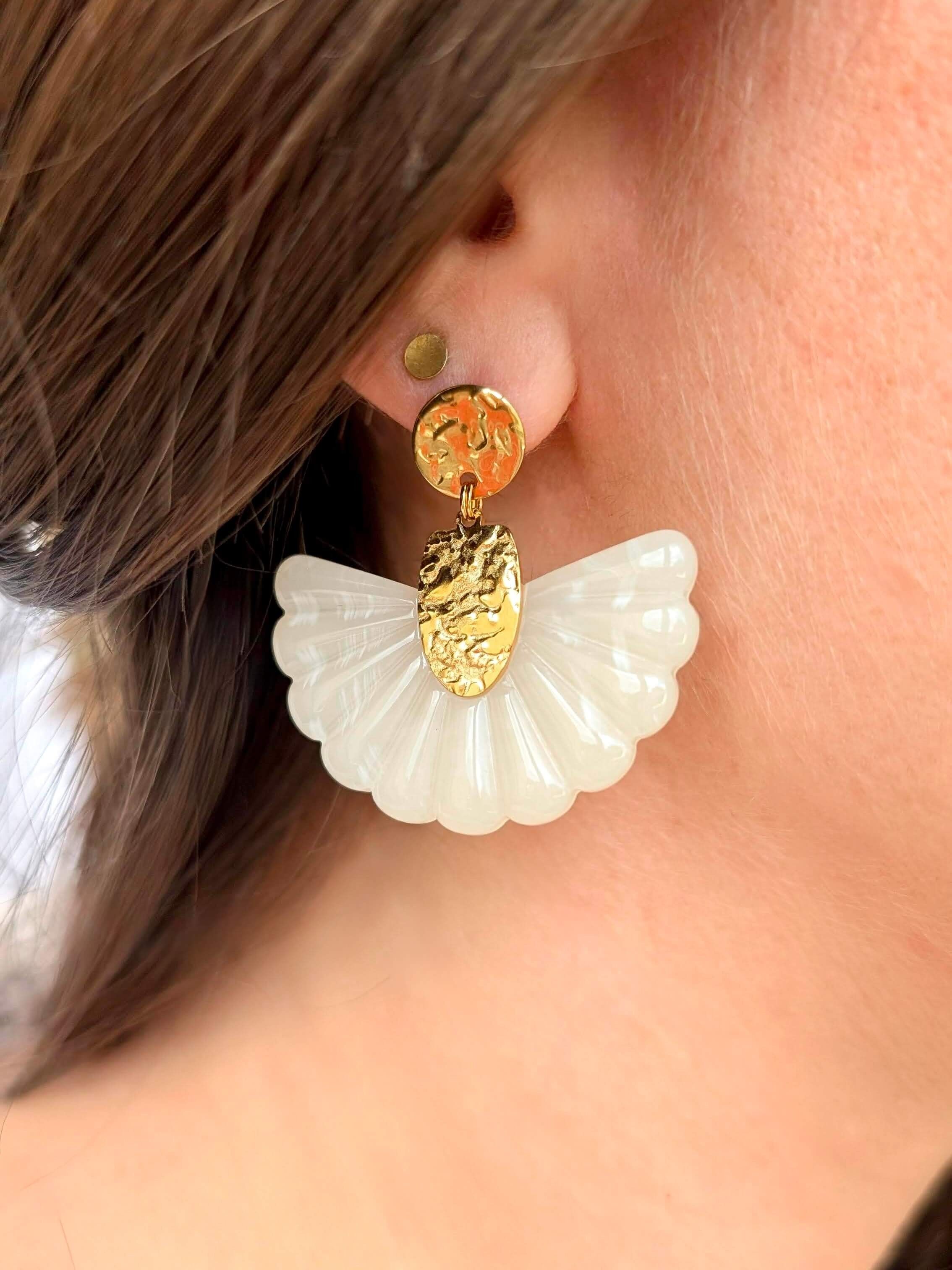 DAISY Earrings – Resin Fan Pendants