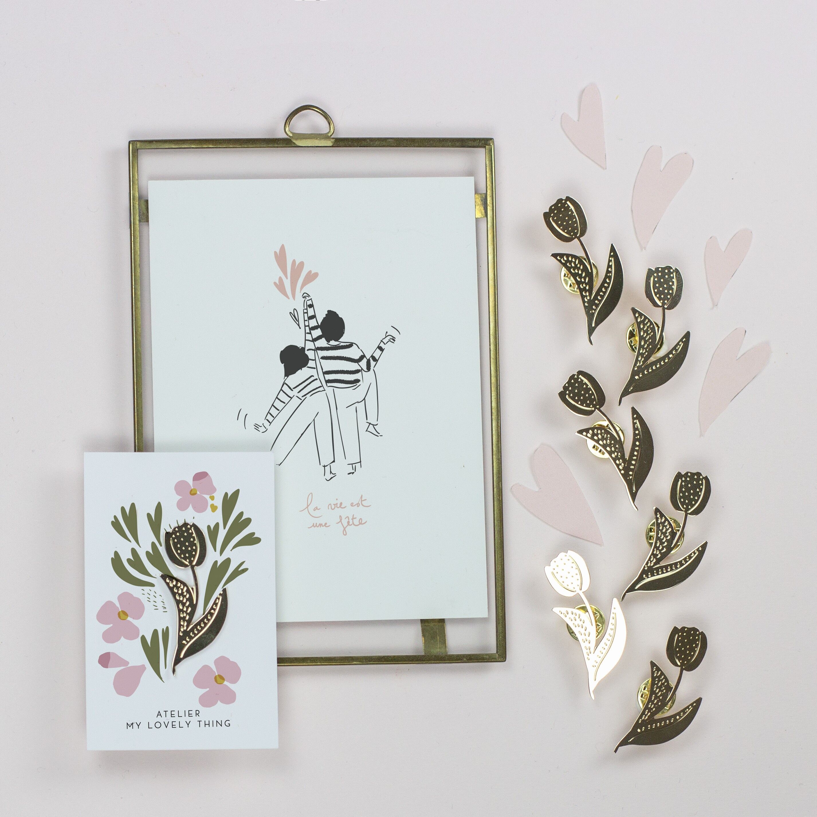 Spilla a forma di tulipano in ottone