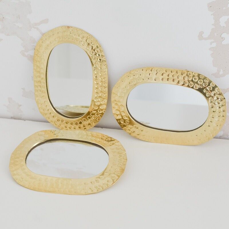 Mini specchio ovale in ottone martellato da 12 cm - Decorazione artigianale boho marocchina
