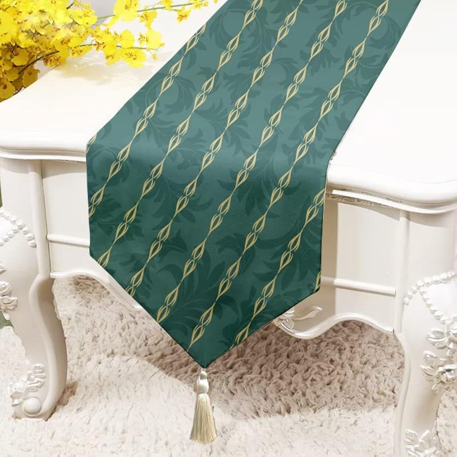 Chemin de table et de lit en polycoton imprimé floral bleu azur (33 x 152 cm) avec pompons | Décoration moderne pour la maison, salle à manger, chambre, lavable