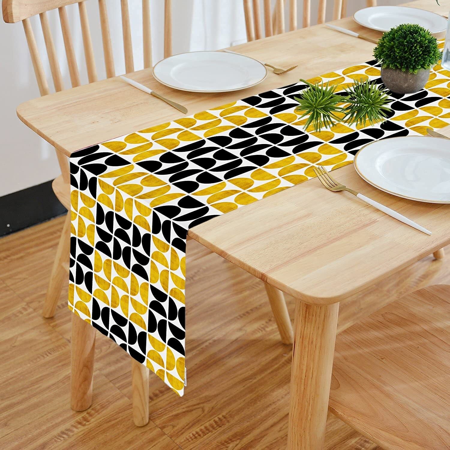 Chemin de table élégant à motif trèfle imprimé numériquement, en tissu effet coton, double épaisseur, 33 x 183 cm | Décoration intérieure, salle à manger, salon