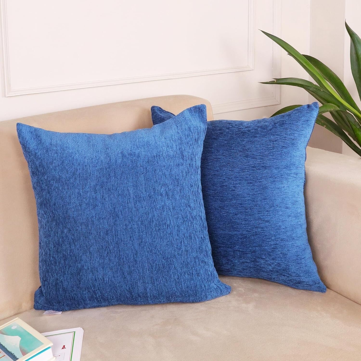 Lot de 2 housses de coussin en chenille texturée douce au toucher velours – 40 x 40 cm | Résistantes et lavables, idéales pour canapé, fauteuil et lit.