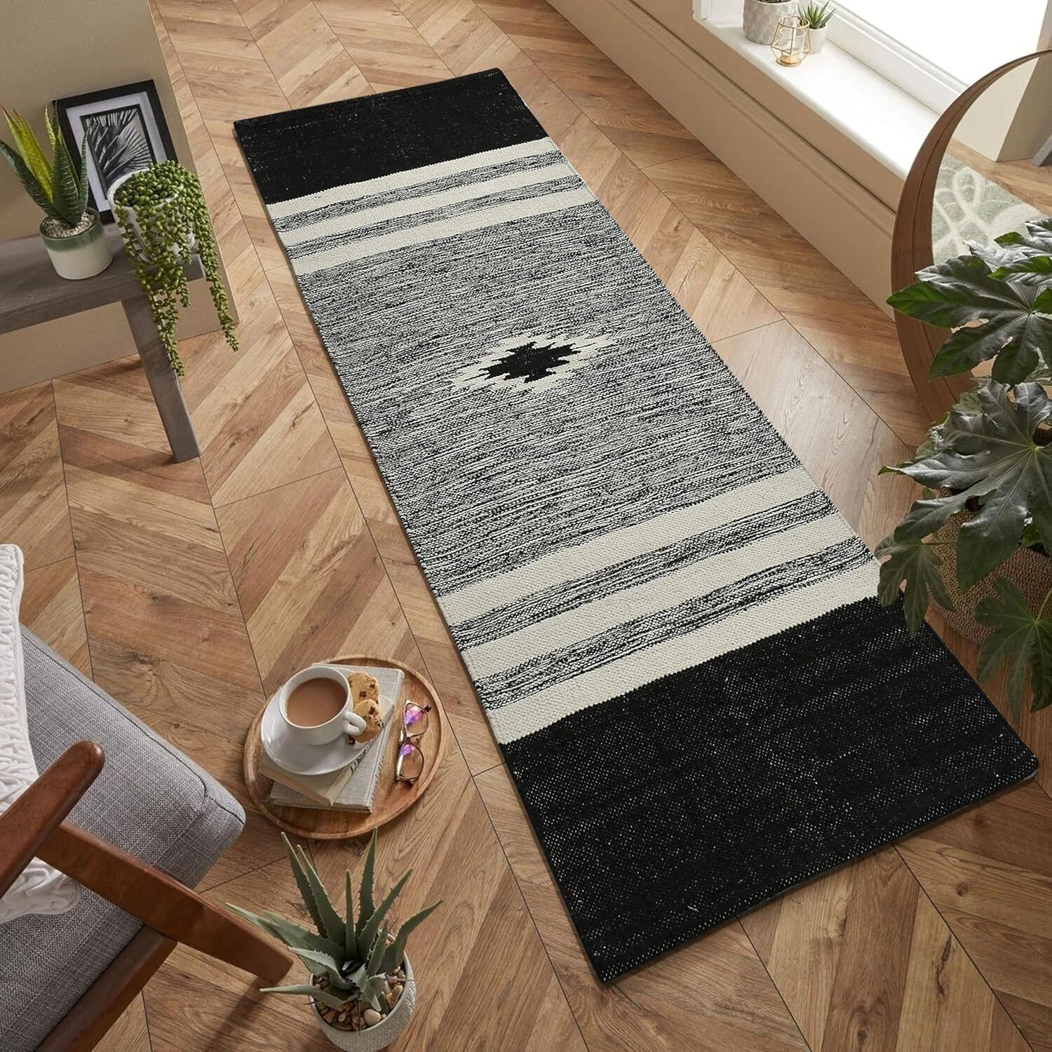Tapis design moderne tissé à la main 100 % coton, tapis de sol, descente de lit 60 x 150 cm | Tapis de sol écologique et lavable pour chambre et salon