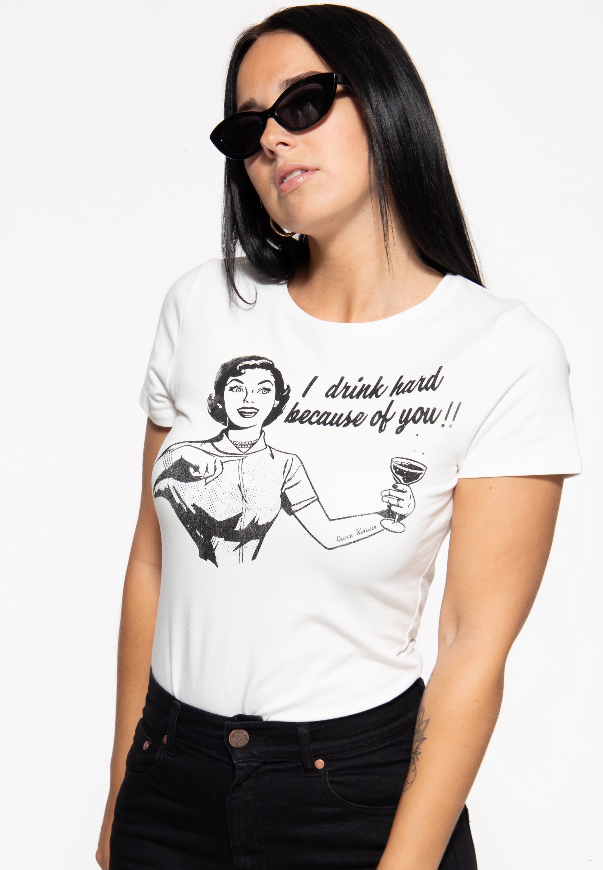 Retro T-Shirt “I drink hard”
