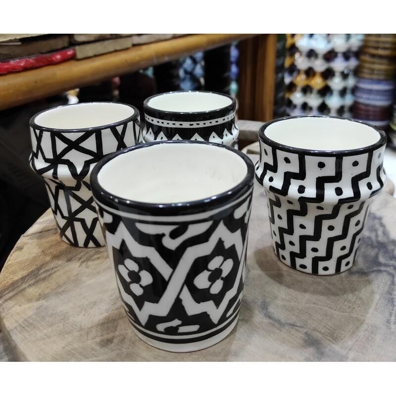 6er-Set Beldi-Tassen, Schwarz-Weiß-Serie – Handgefertigte marokkanische Keramikgläser