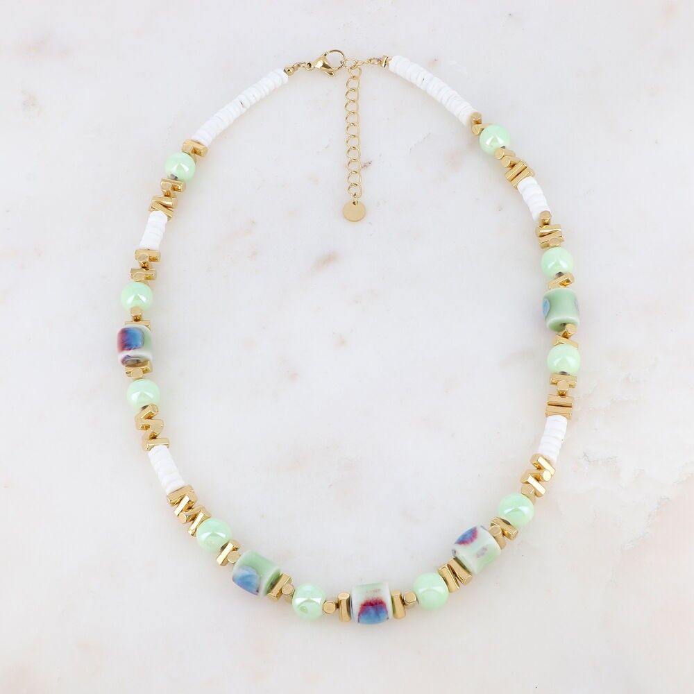 Necklace with ceramic and seashells