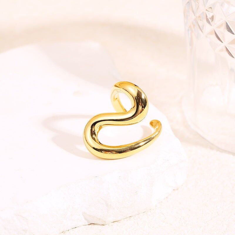 Offener Ring mit wellenförmigem und gewölbtem Design und Spiegelglanz