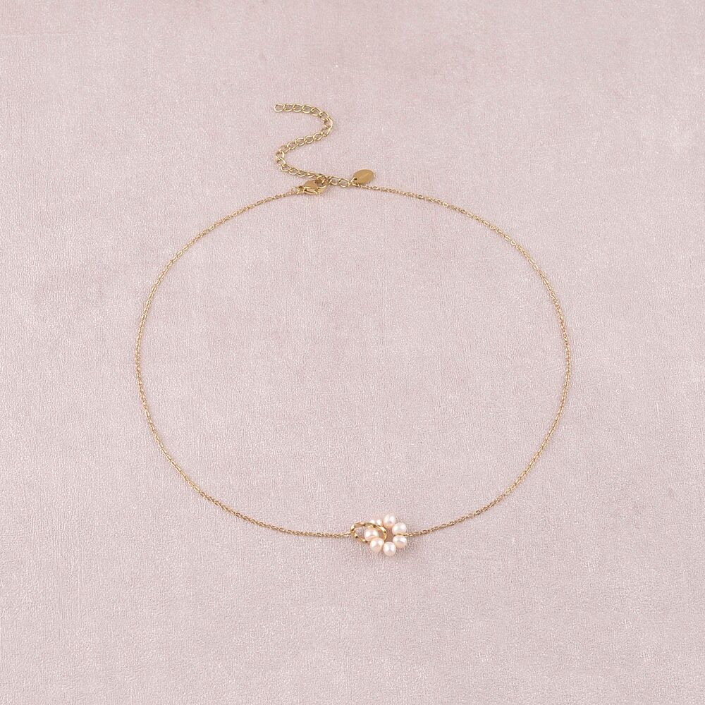 Necklace - twisted ring and freshwater pearls