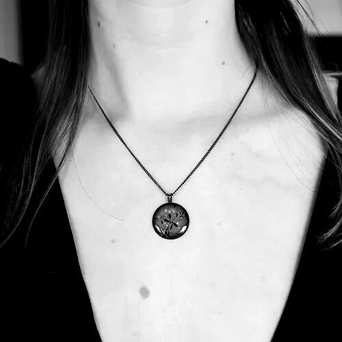 20 mm Mucha beige Halskette