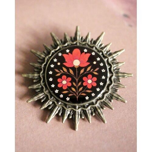 Amaryllis Brooch