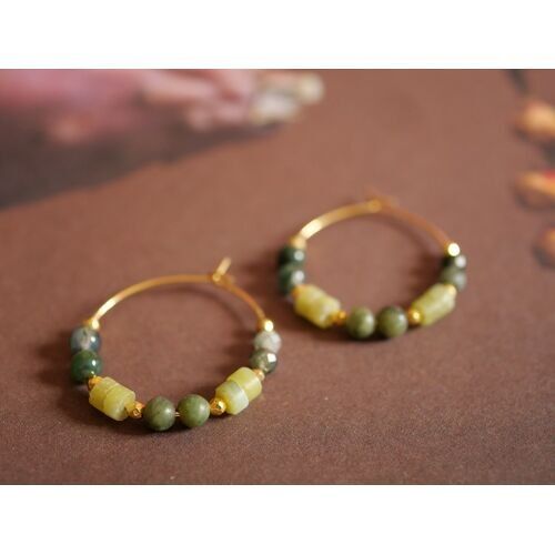 Green multi-pearl hoop earrings