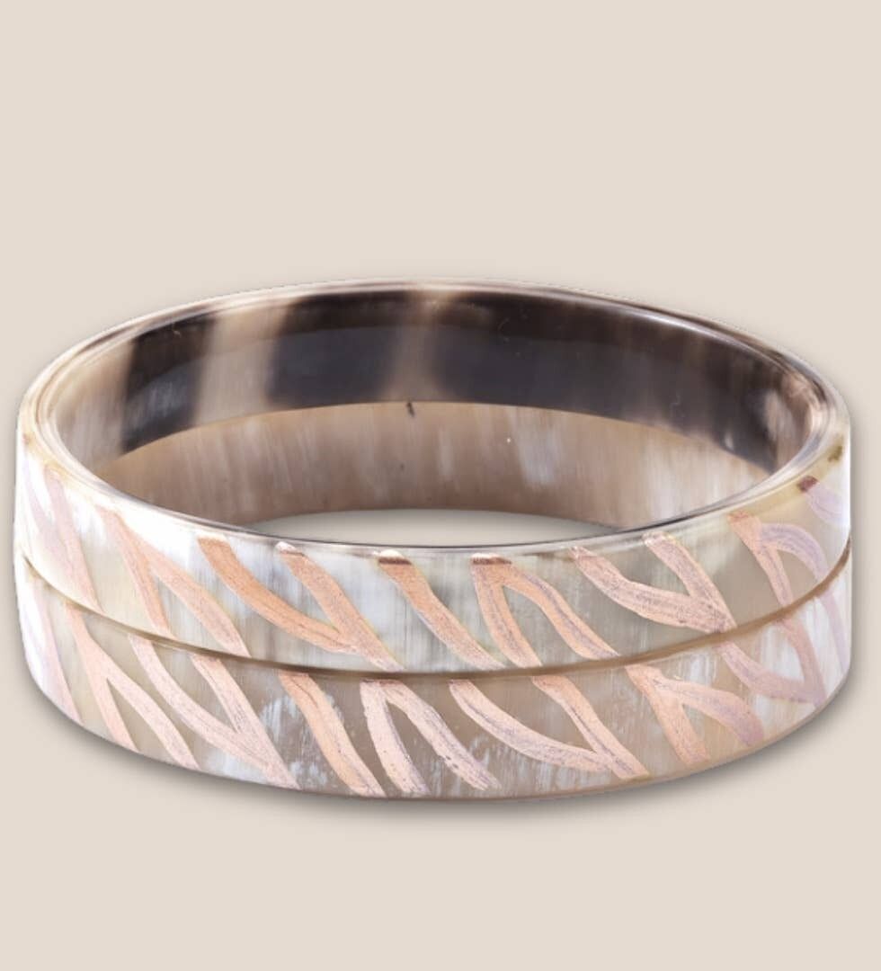 Recycelter Hornarmreif 10 mm Zebra Champagner 02
