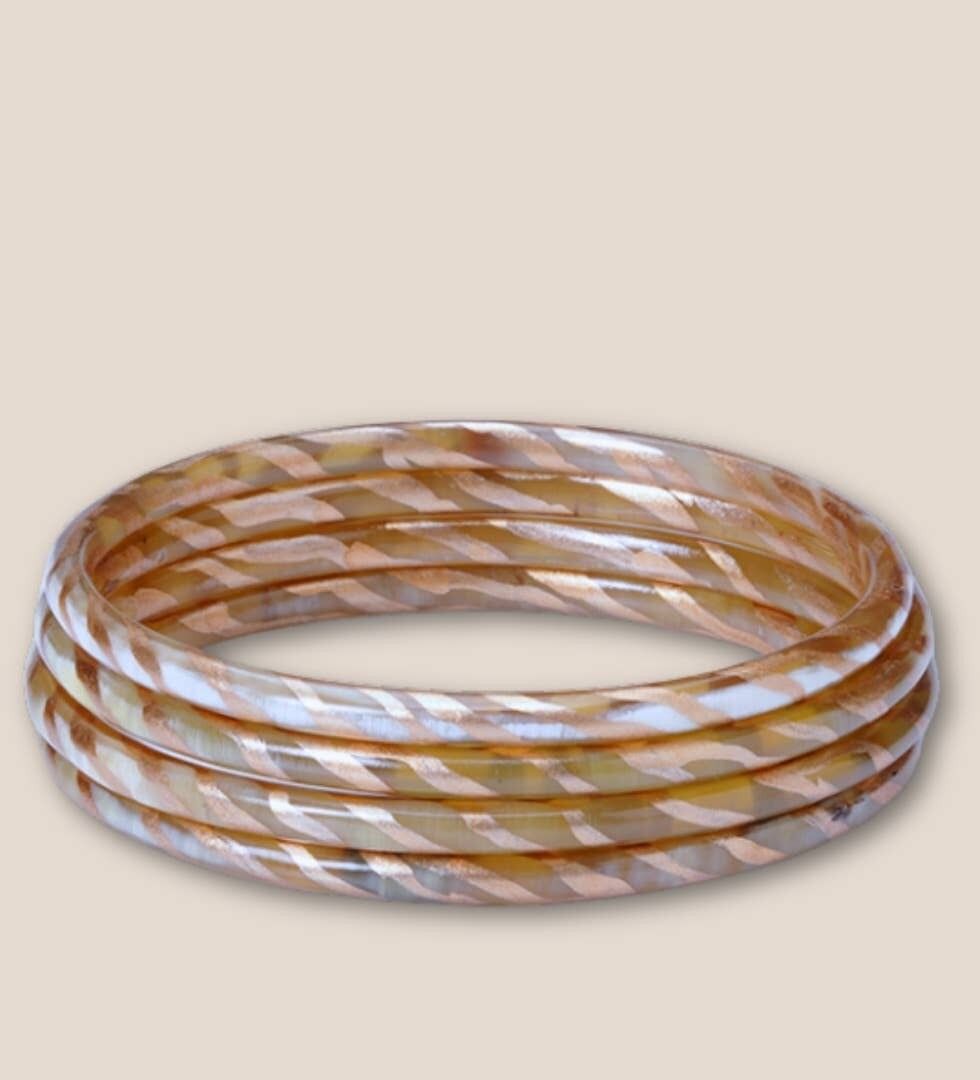 Recycelter Hornarmreif 4 mm Zebra Champagner 02