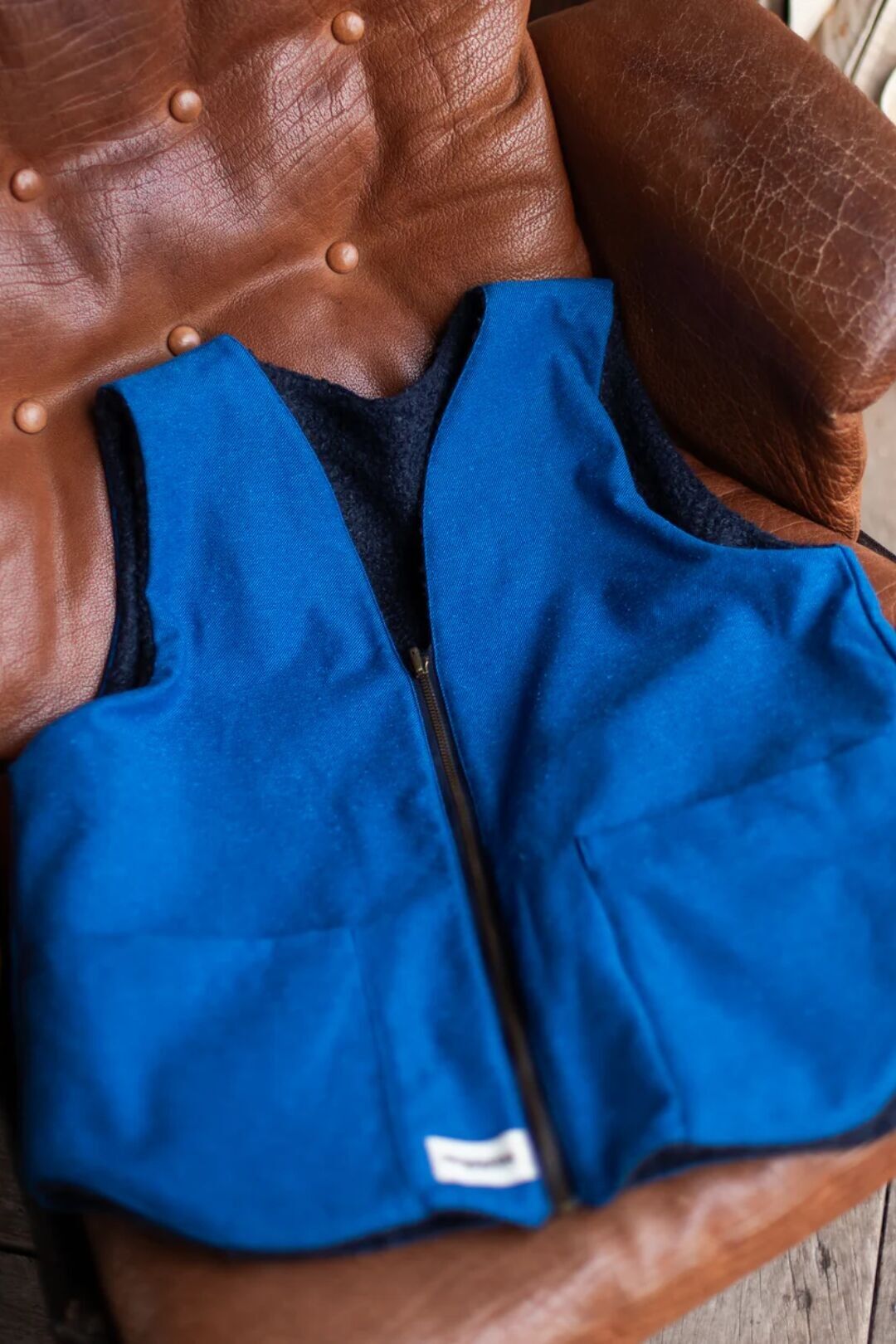 Blaue Wendeweste