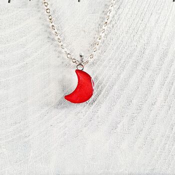 Collier pendentif lune - Perle rouge ,SKU261