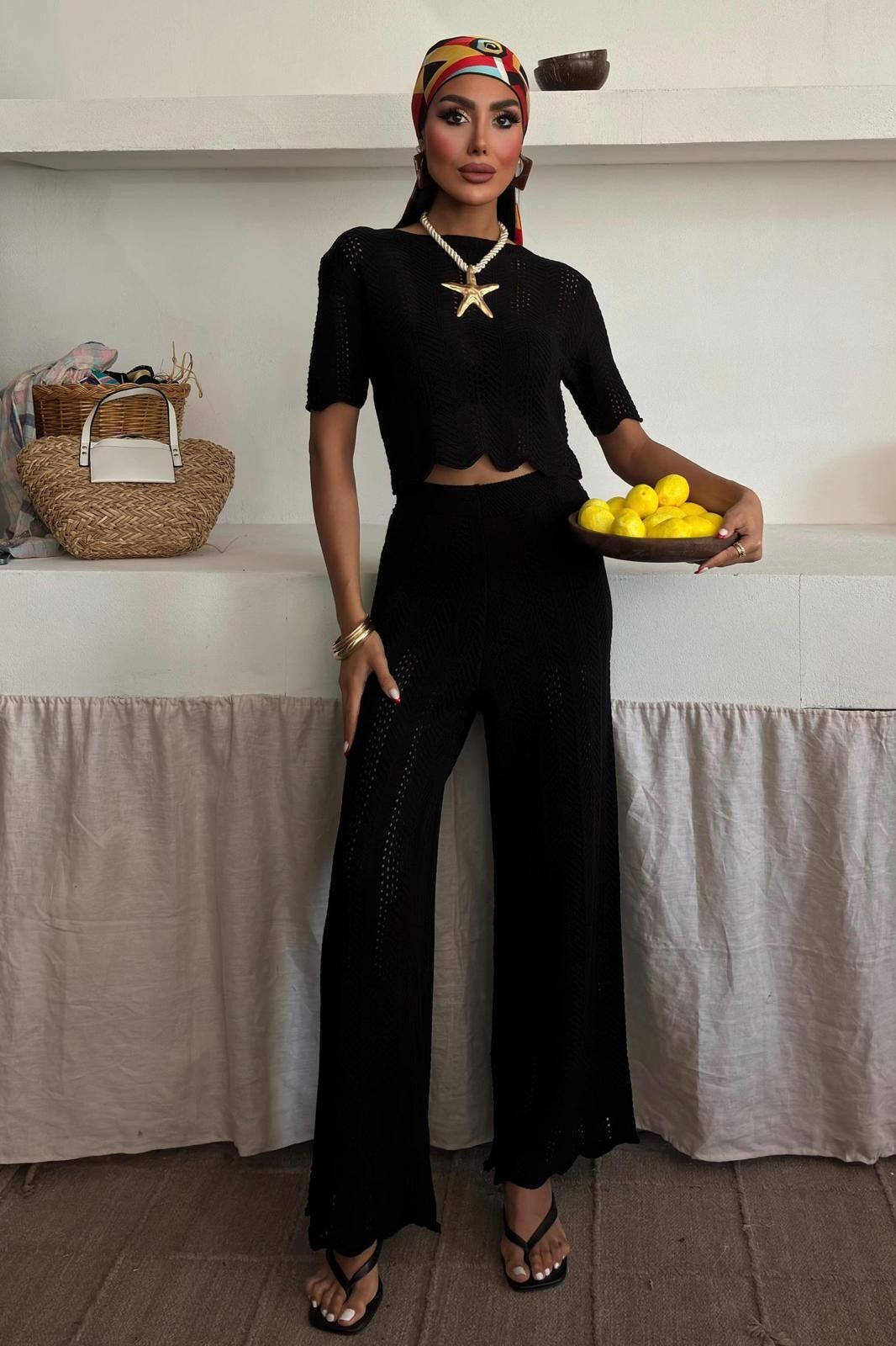 Conjunto de punto negro de verano: look playero bohemio y chic para mujer