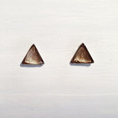 Mini triangle studs - Latte pearl ,SKU466