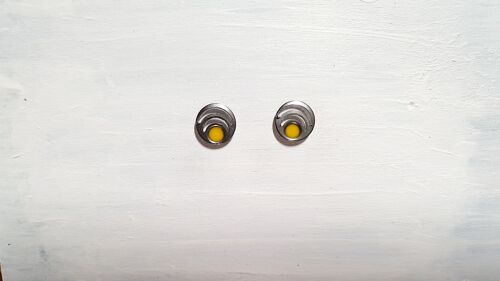 Swirly studs ,SKU472